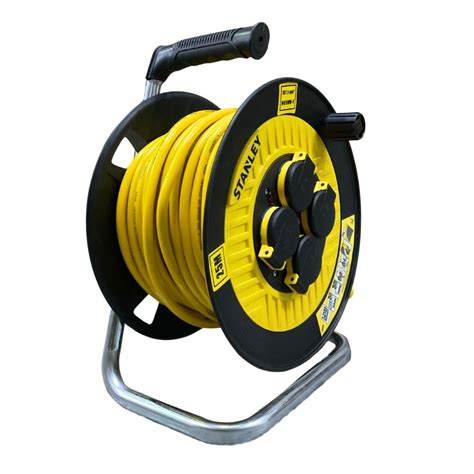 STANLEY SEYYAR KABLO MAKARALI 25 MT(2RBSE)3GX1,5